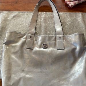 Chrome lululemon tote! Just don’t use it anymore